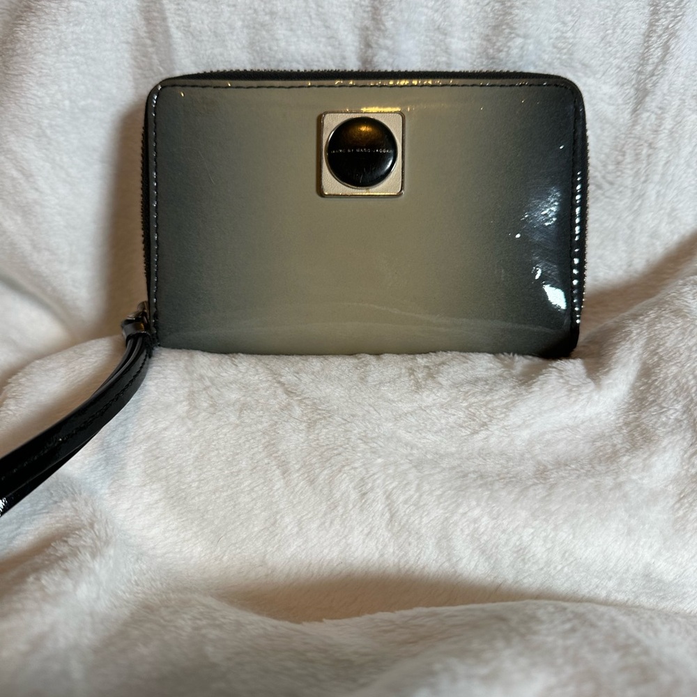 Marc By Marc Jacobs Glossy Black Wristlet